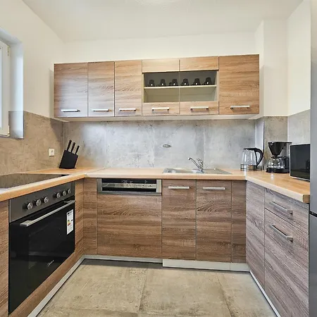 Raj Living - Monteurwohnung - 2 Schlafzimmer - Kueche - Balkon - Waschmaschine - 25 Min Zur Messe Dus Apartment Heiligenhaus