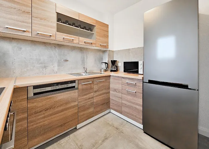 Tolstov - Monteurwohnungen - 2 Schlafzimmer - Kueche - Balkon - Waschmaschine - 25 Min Zur Messe Dus * Heiligenhaus